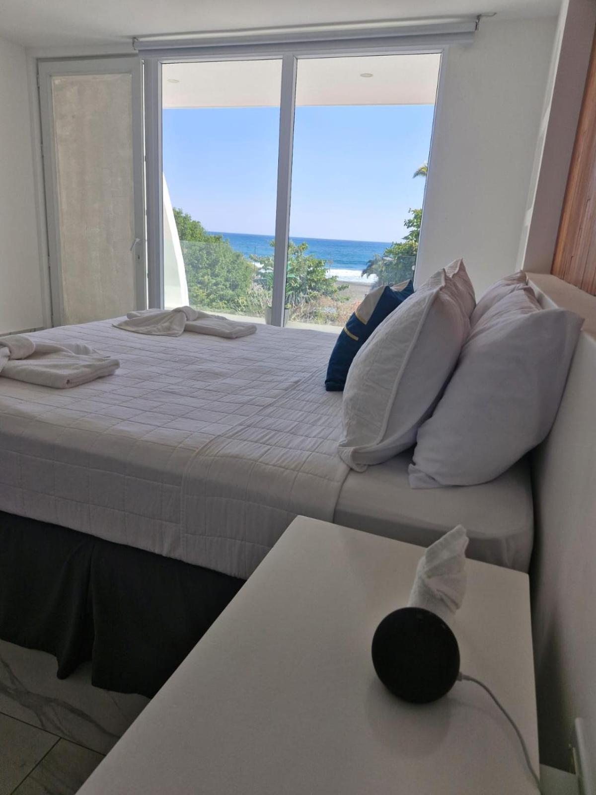 The Views Resort الزونت المظهر الخارجي الصورة