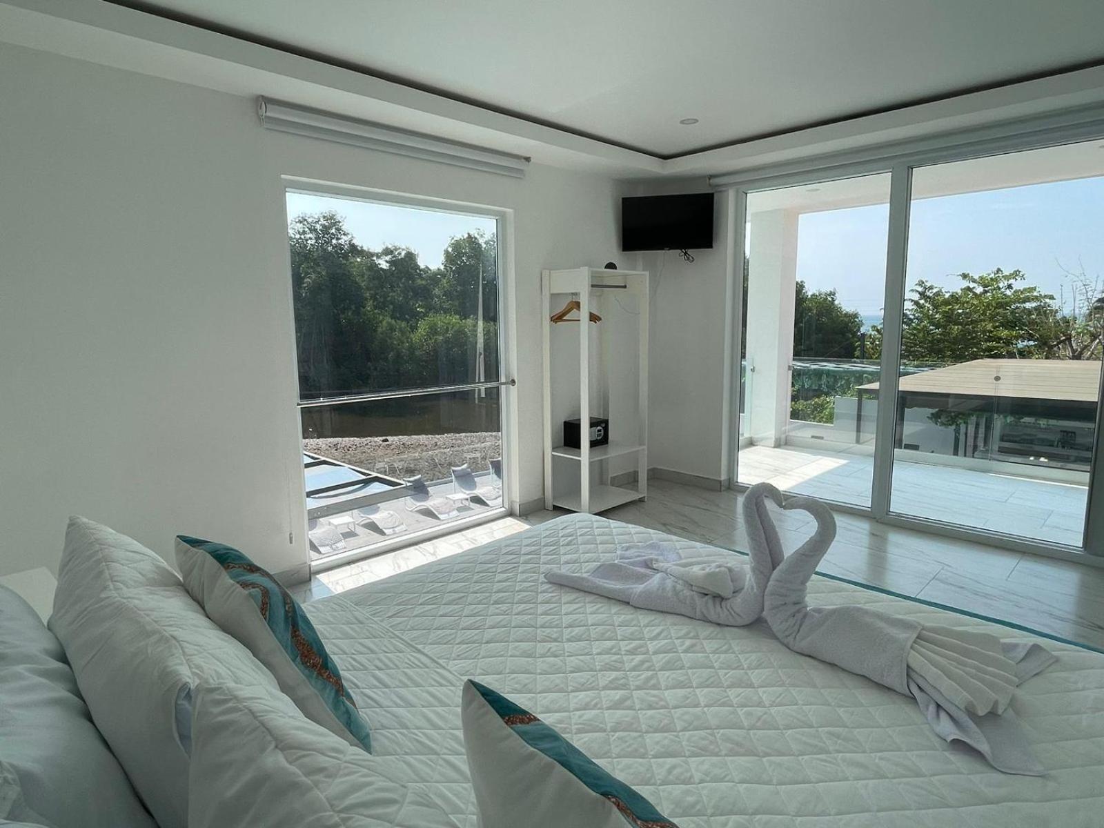 The Views Resort الزونت المظهر الخارجي الصورة