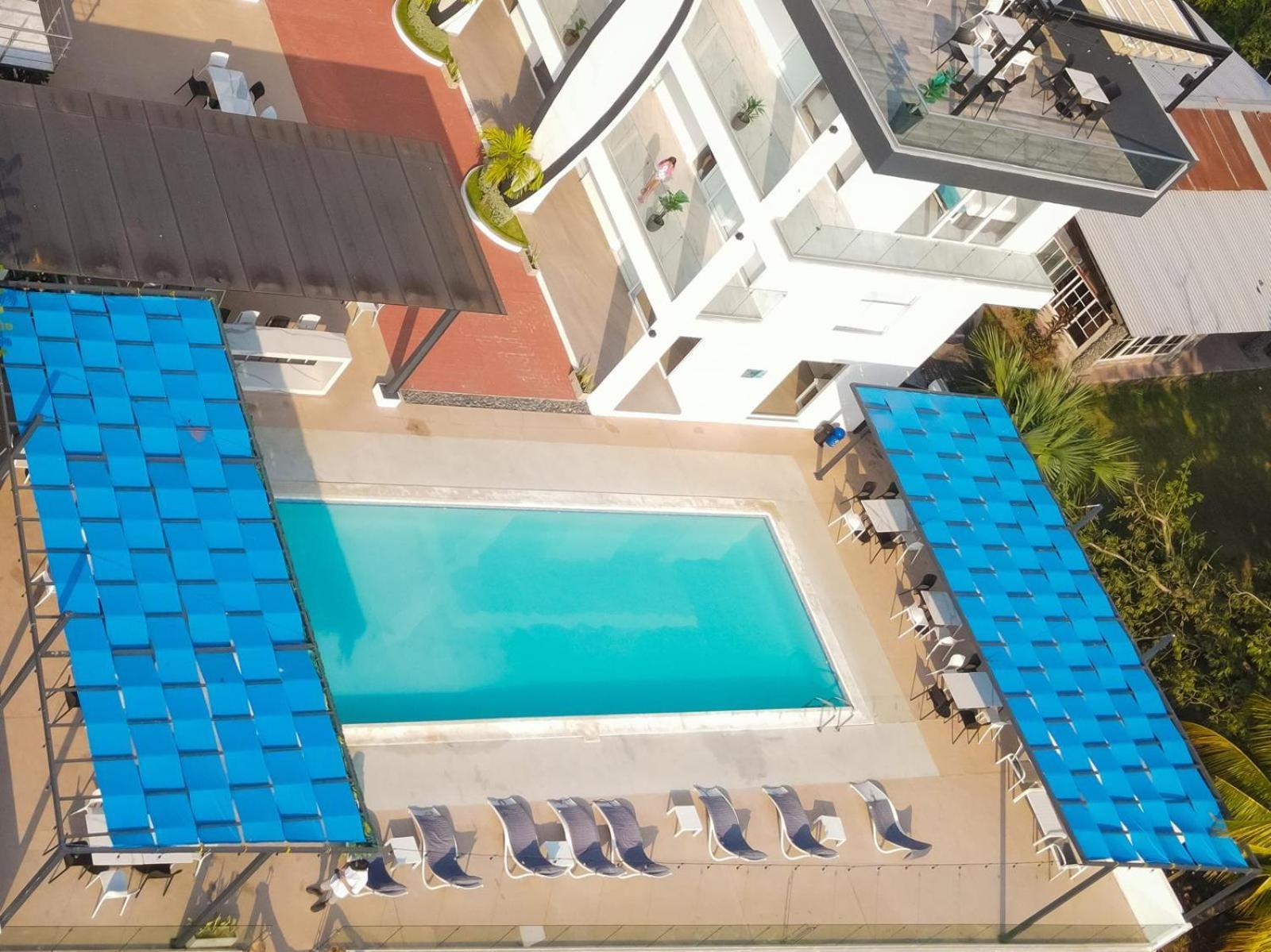 The Views Resort الزونت المظهر الخارجي الصورة