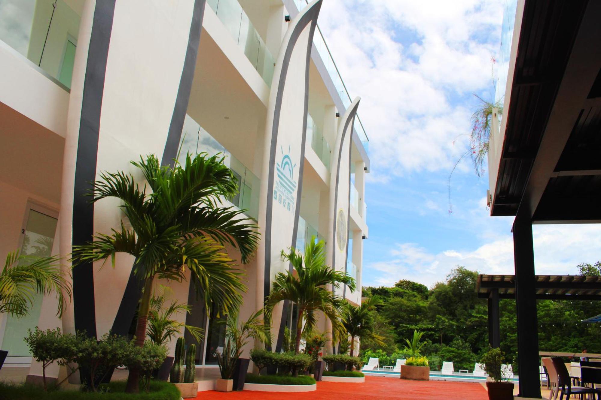 The Views Resort الزونت المظهر الخارجي الصورة